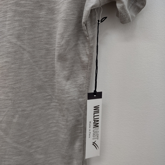 William Rast T-shirt New with one tag - Picture 9 of 10